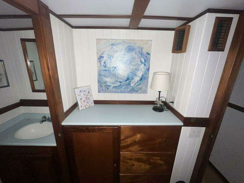 2001 Great Harbour GH47