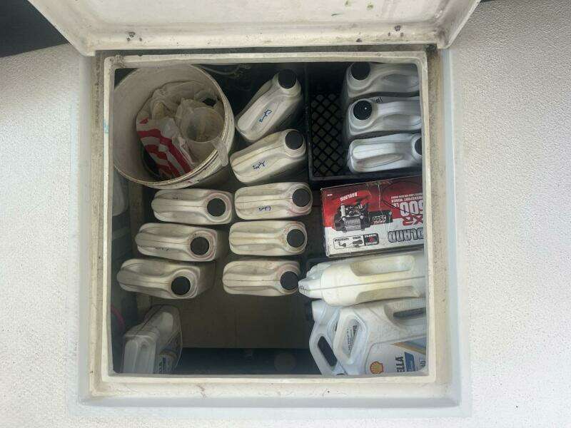 2001 Great Harbour GH47