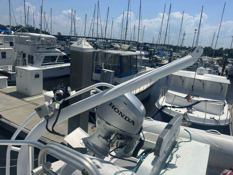 2001 Great Harbour GH47