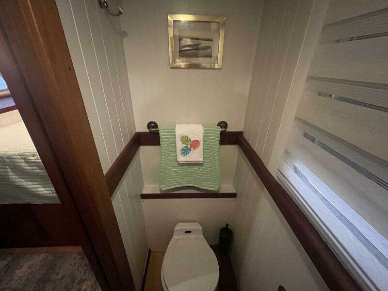 2001 Great Harbour GH47