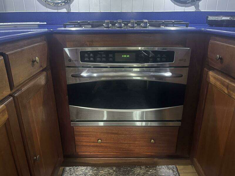 2001 Great Harbour GH47