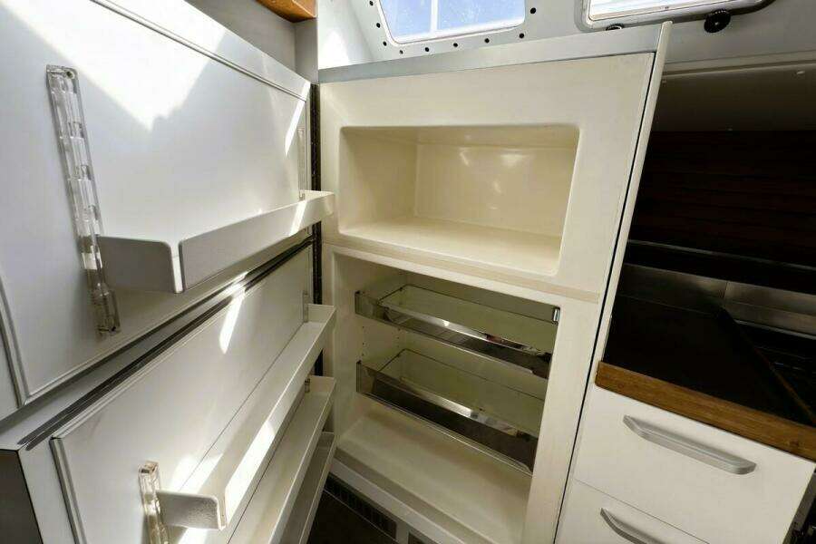 06 Galley Mare Via 52 Caribbean