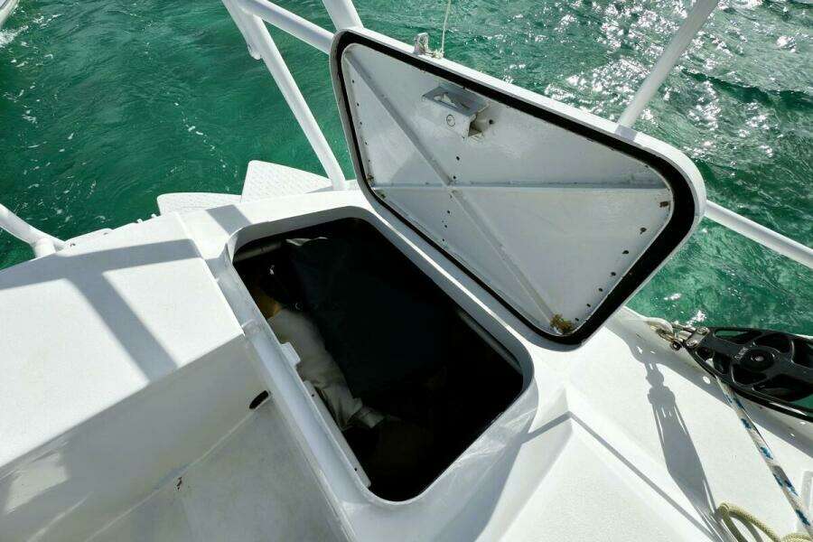 02 Cockpit Mare Via 52 Caribbean