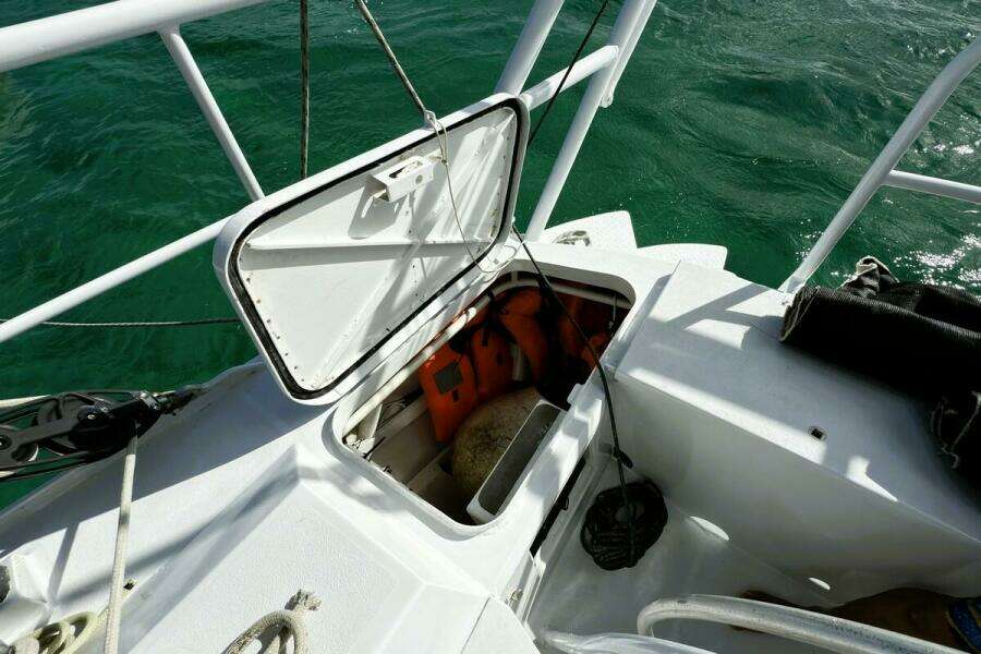 02 Cockpit Mare Via 52 Caribbean