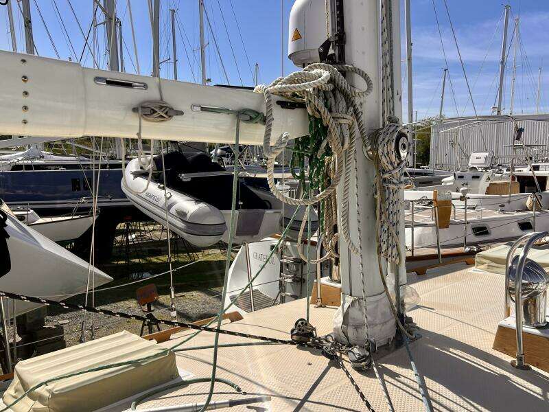 2001 Shannon 43 Cutter