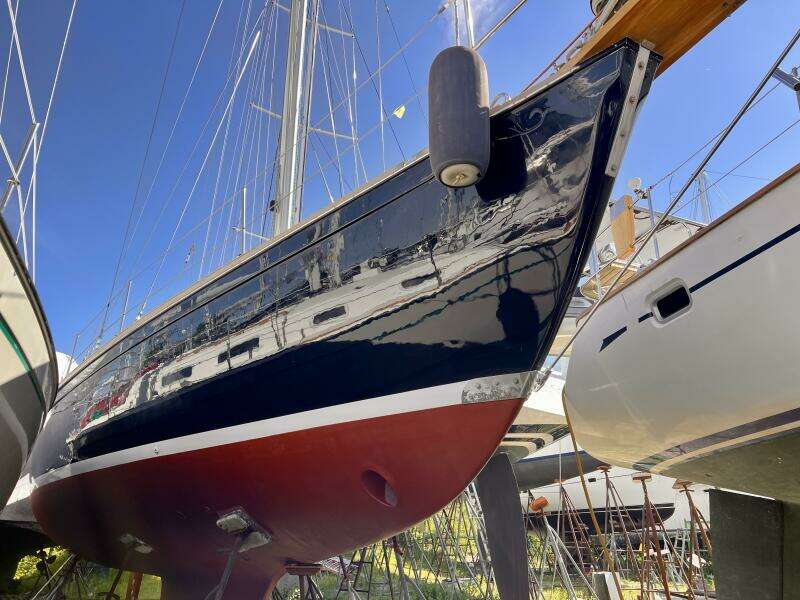 2001 Shannon 43 Cutter