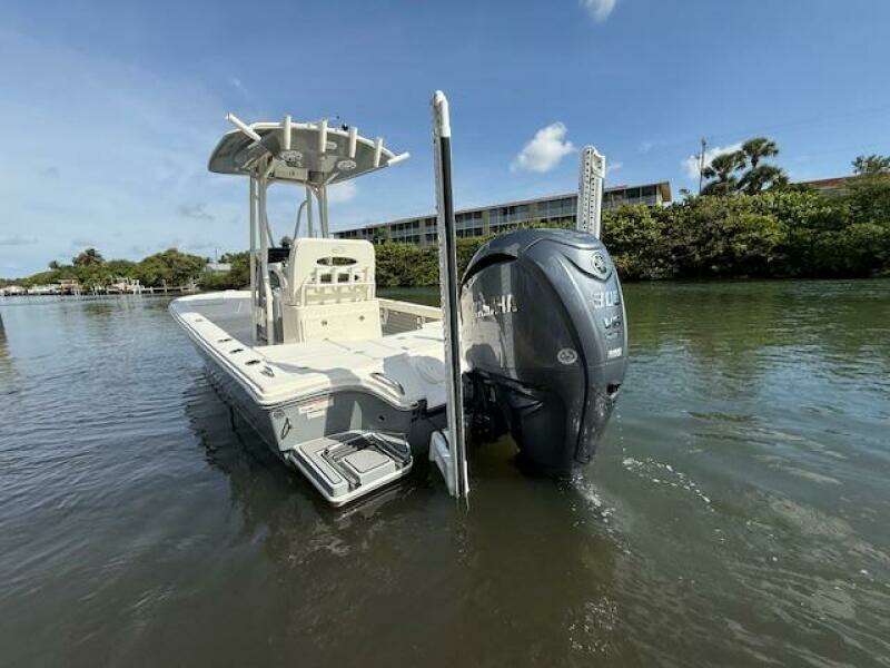 2022 Pathfinder 2500 Hybrid