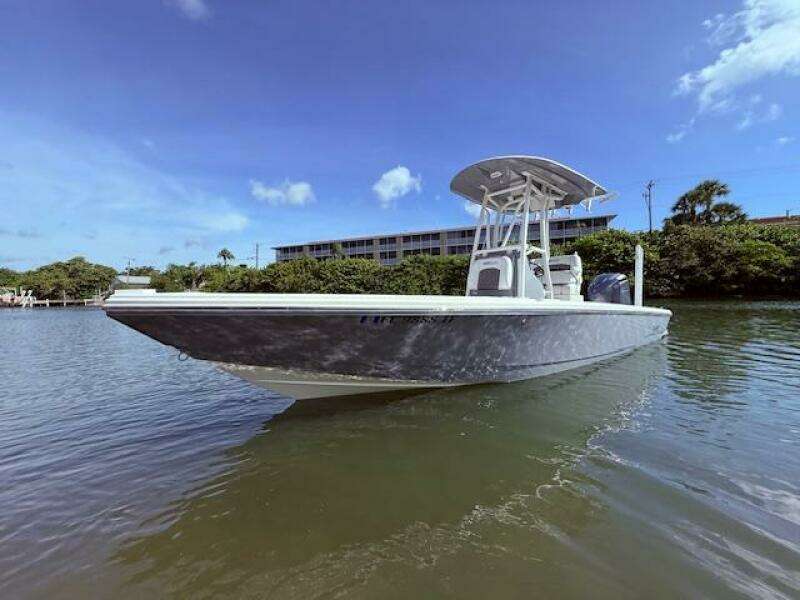 2022 Pathfinder 2500 Hybrid