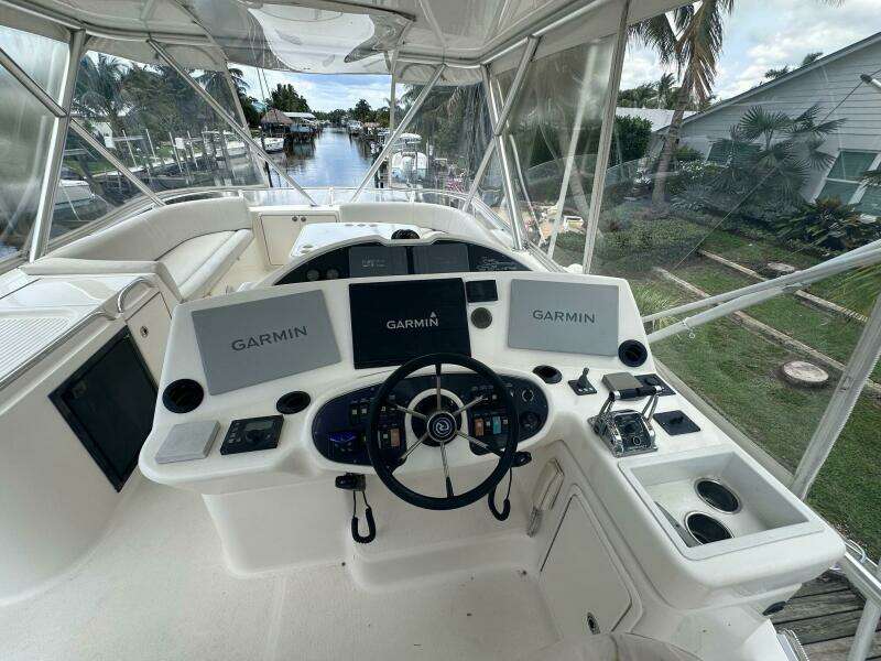 Riviera 51 Down Under  - Helm