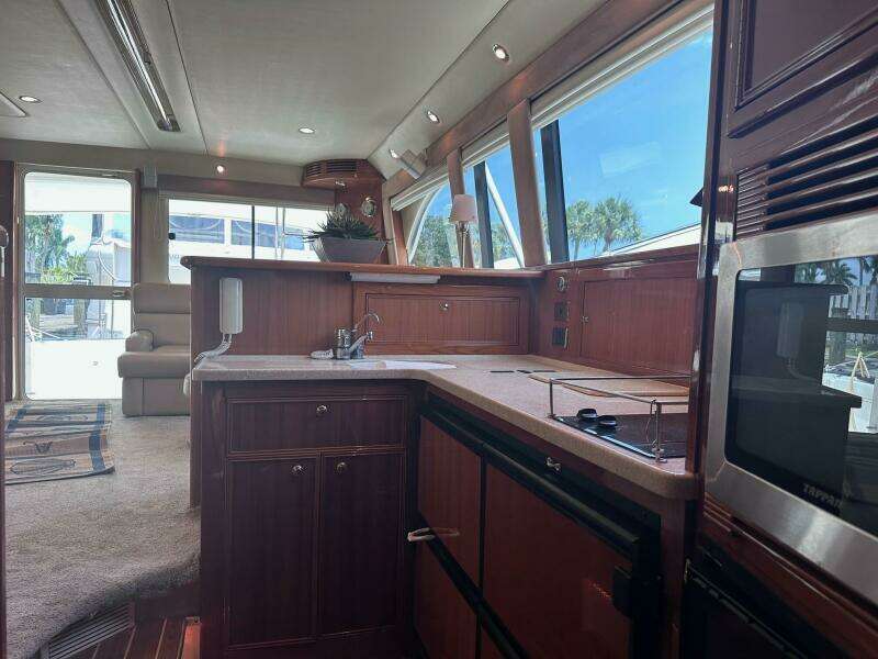 Riviera 51 Down Under  - Galley