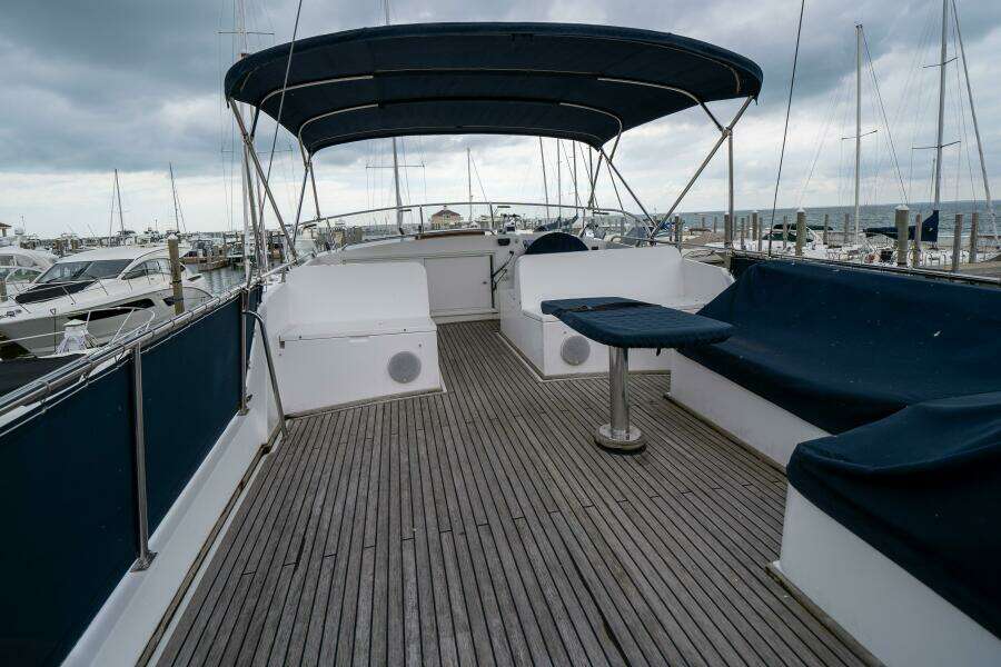 2001 Grand Banks 42 Classic