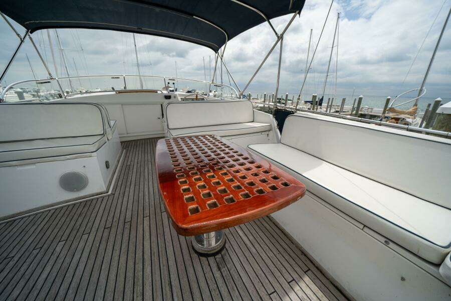 2001 Grand Banks 42 Classic