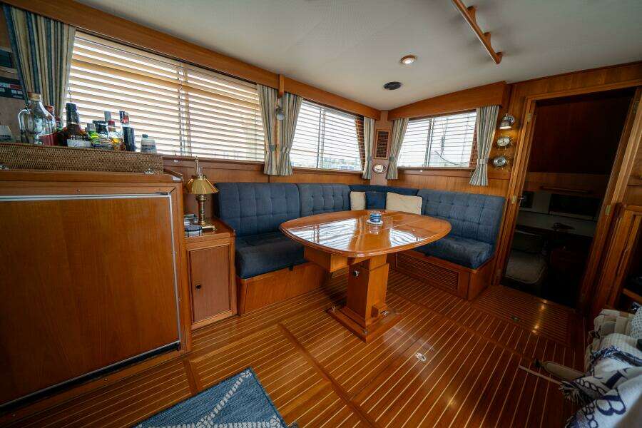 2001 Grand Banks 42 Classic