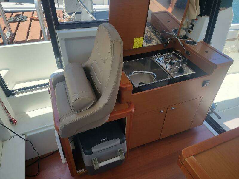 2016 Jeanneau Merry Fisher 855