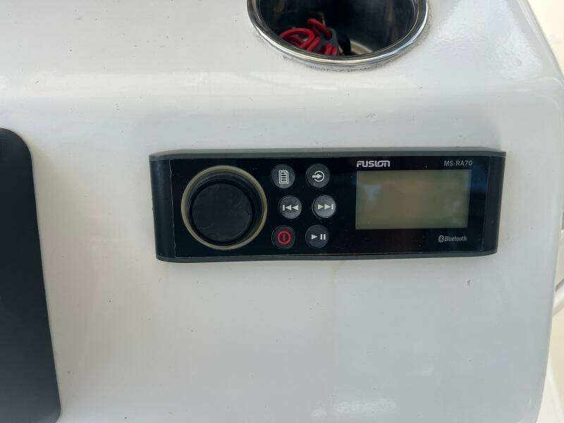 Fusion MS-RA70 stereo system on 1998 Blue Fin 25 Center Console boat.