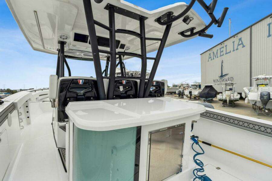 2023 Wellcraft 352 Fisherman Center Console