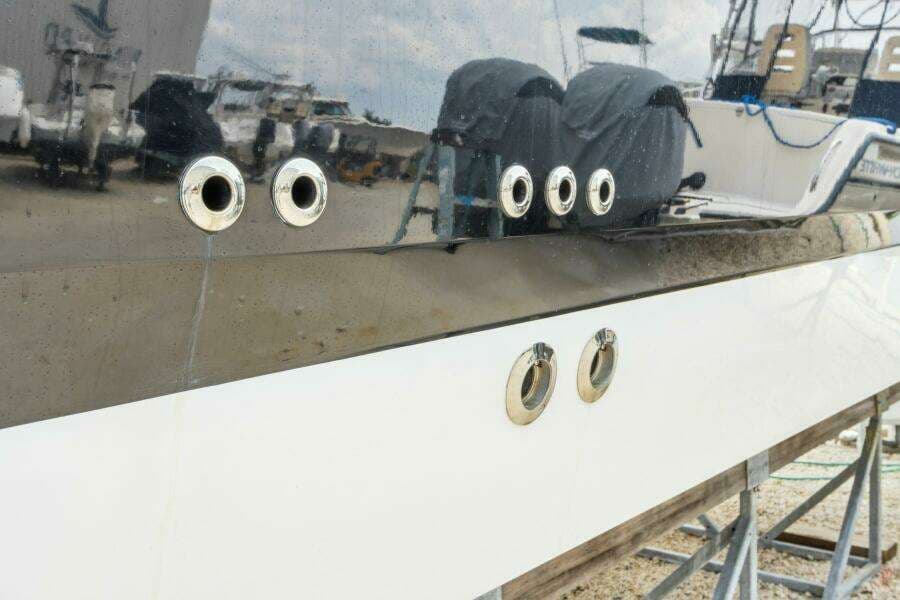 2023 Wellcraft 352 Fisherman Center Console