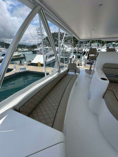 2025 82 Viking Convertible Boujie Bridge (9)