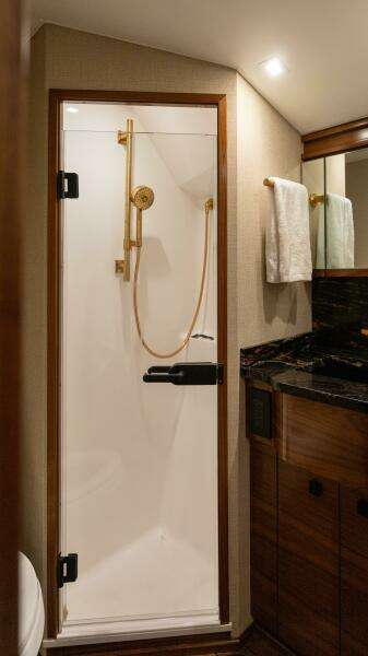 2025 82 Viking Convertible Boujie Starboard Stateroom Head (2)