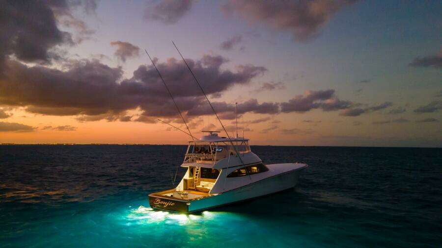 2025 82 Viking Convertible Boujie Exterior Photos (16)