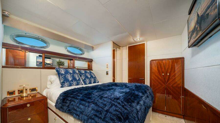 Tryst 94'/ 28.65m Lazzara