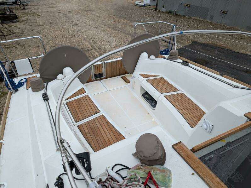 2021 Jeanneau Sun Odyssey 349