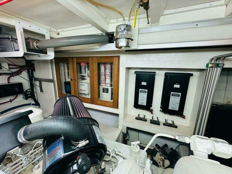 1998 Grand Banks 49 Classic