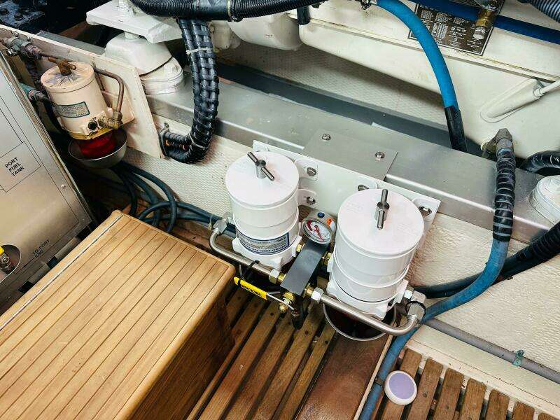 1998 Grand Banks 49 Classic