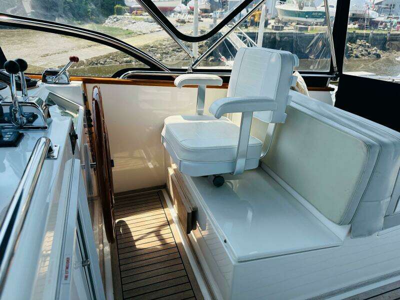 1998 Grand Banks 49 Classic