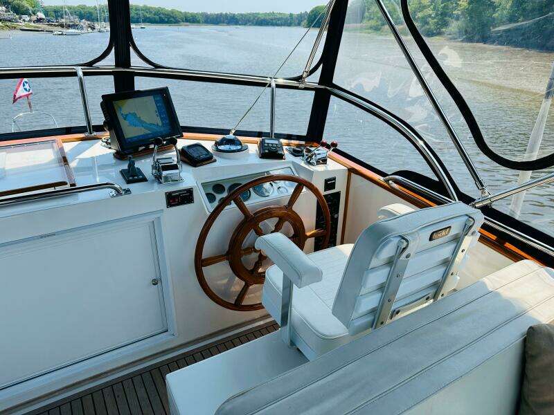 1998 Grand Banks 49 Classic