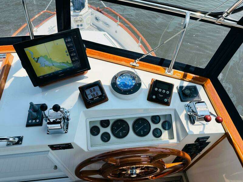 1998 Grand Banks 49 Classic