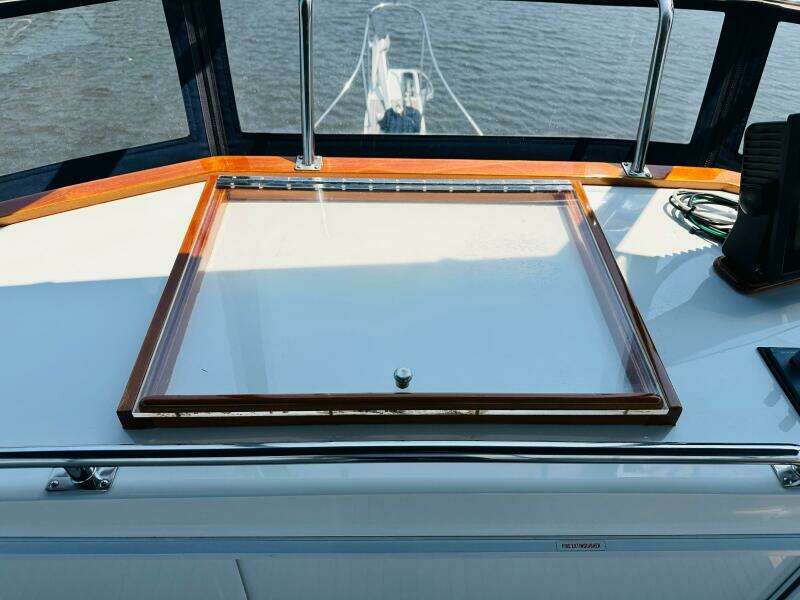 1998 Grand Banks 49 Classic