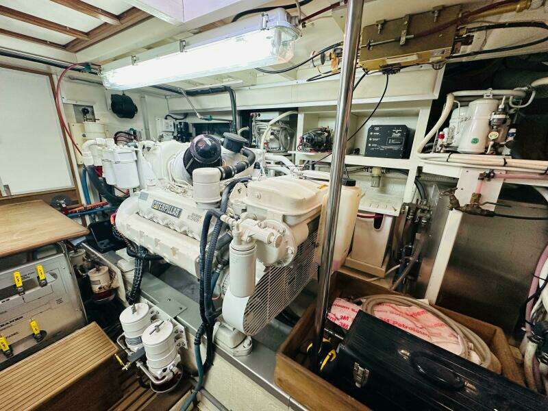 1998 Grand Banks 49 Classic