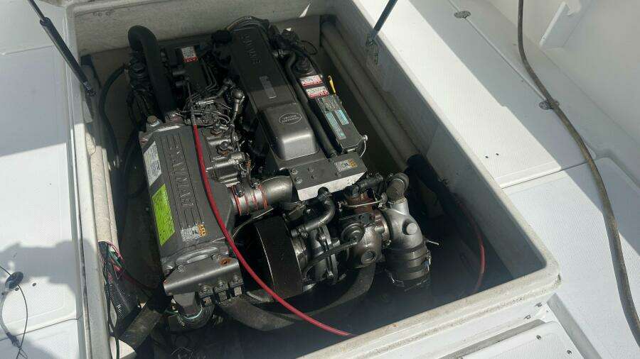 2003 True World Marine TE 288