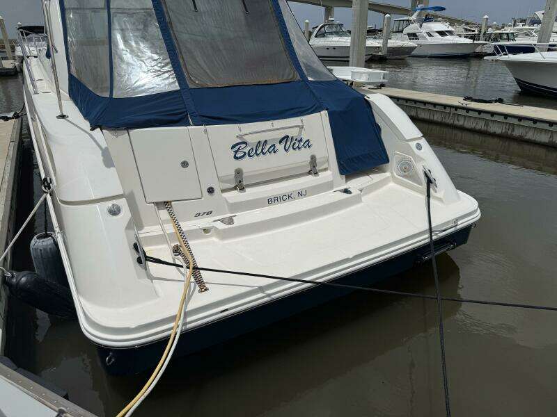 2012 Sea Ray 370 Sundancer