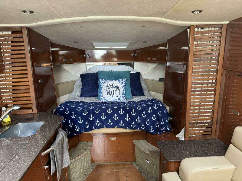 2012 Sea Ray 370 Sundancer