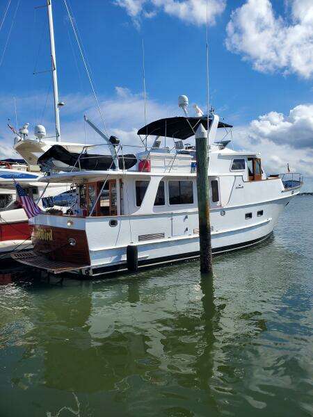 49' DeFever starboard aft profile1