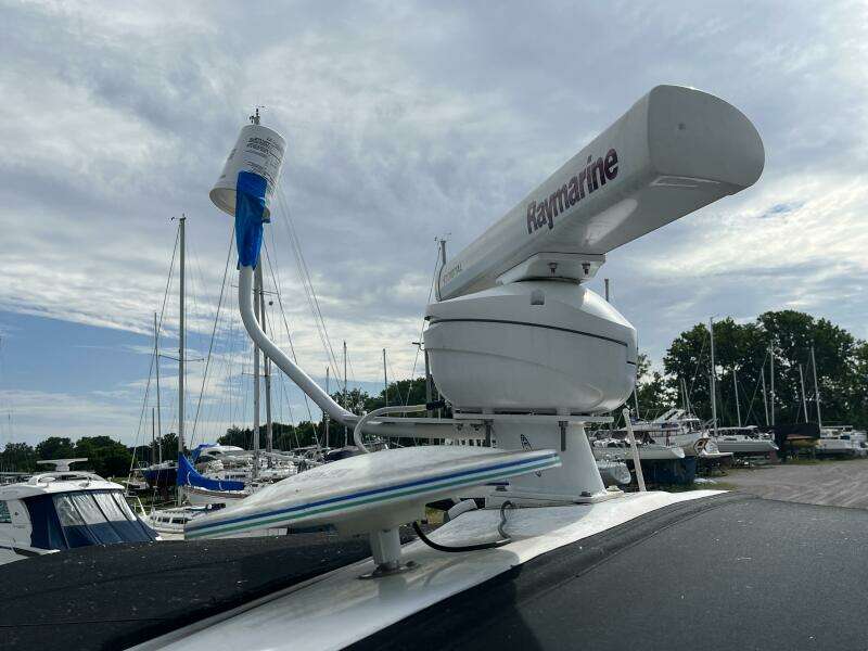 1999 Sea Ray 400 Sundancer