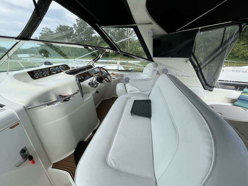 1999 Sea Ray 400 Sundancer