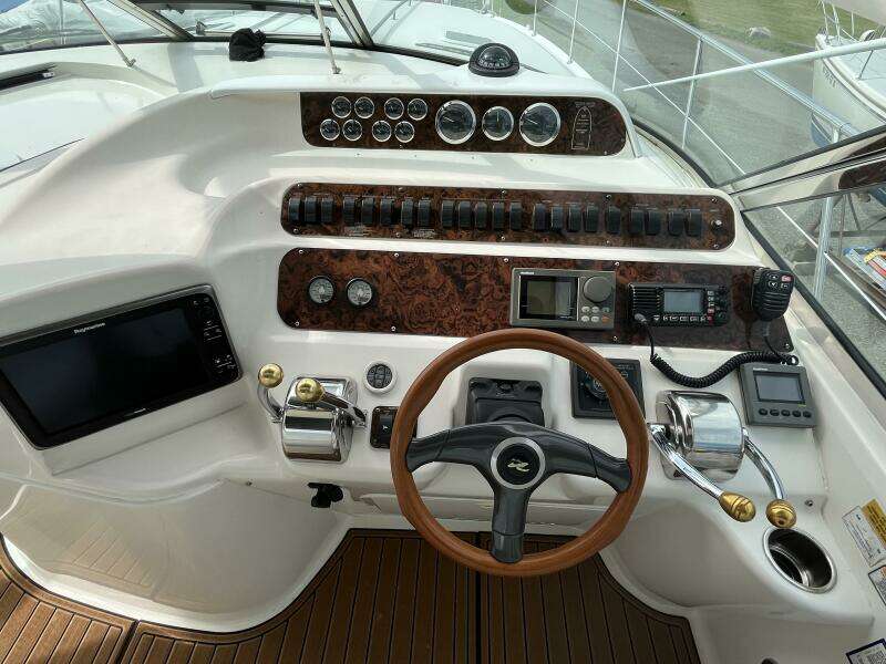 1999 Sea Ray 400 Sundancer