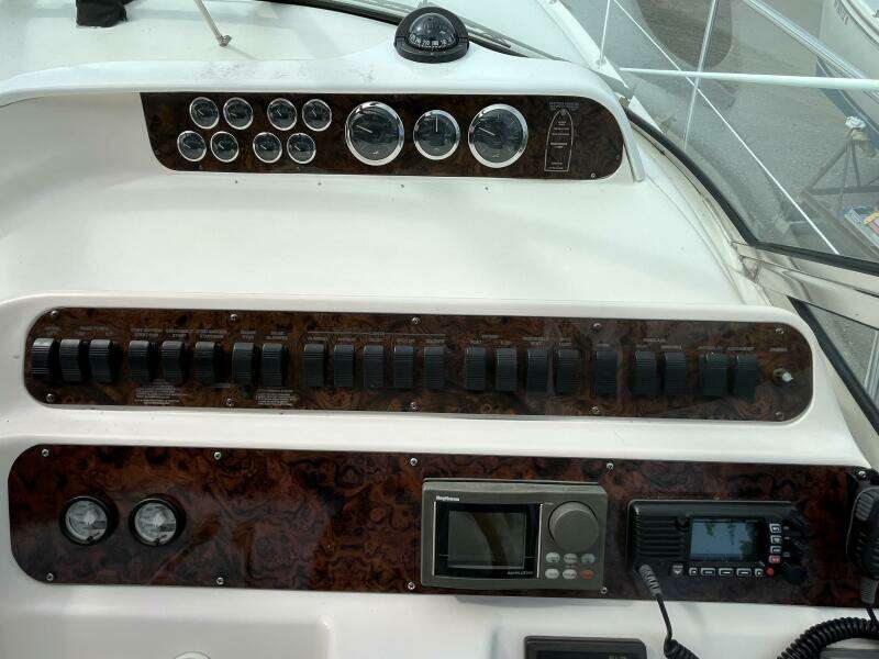 1999 Sea Ray 400 Sundancer