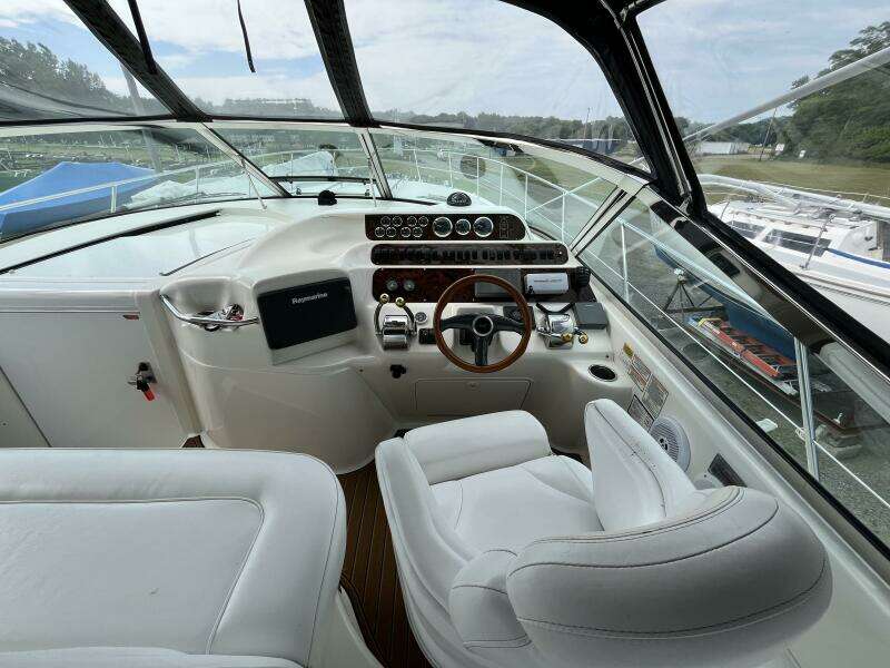 1999 Sea Ray 400 Sundancer