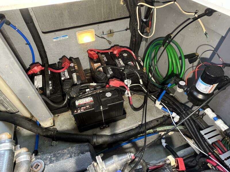 1999 Sea Ray 400 Sundancer