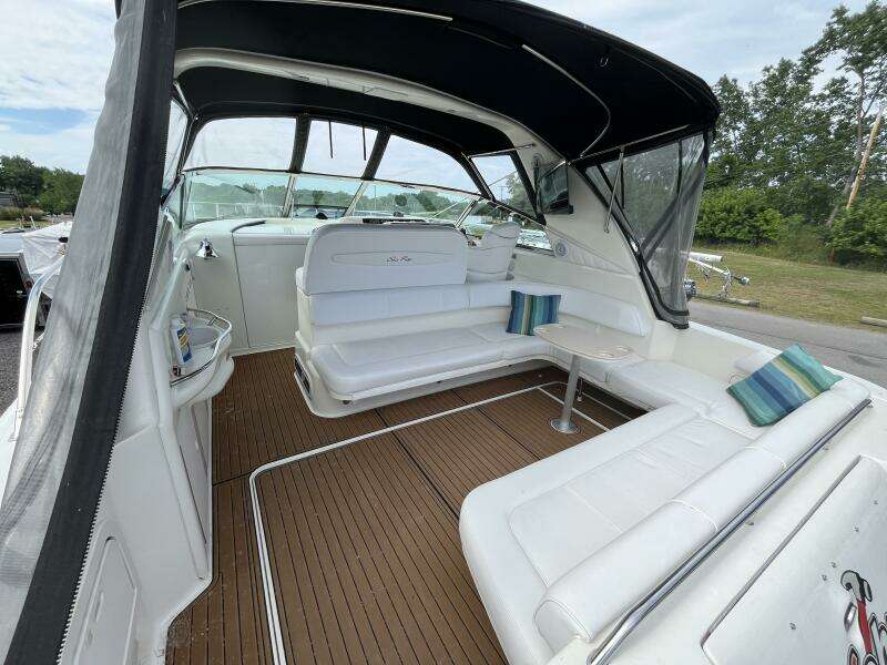 1999 Sea Ray 400 Sundancer