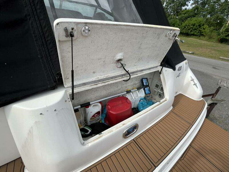 1999 Sea Ray 400 Sundancer