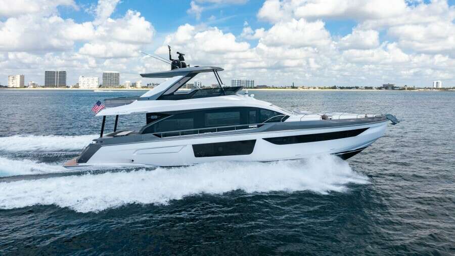 2023 Azimut Fly 68