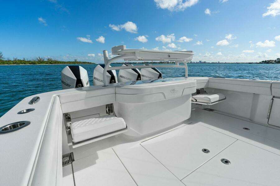 2023 Valhalla Boatworks V-41 Center Console