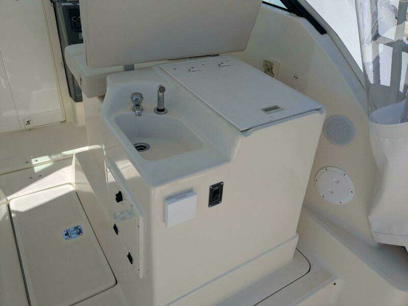 1995 Tiara Yachts 29 Open