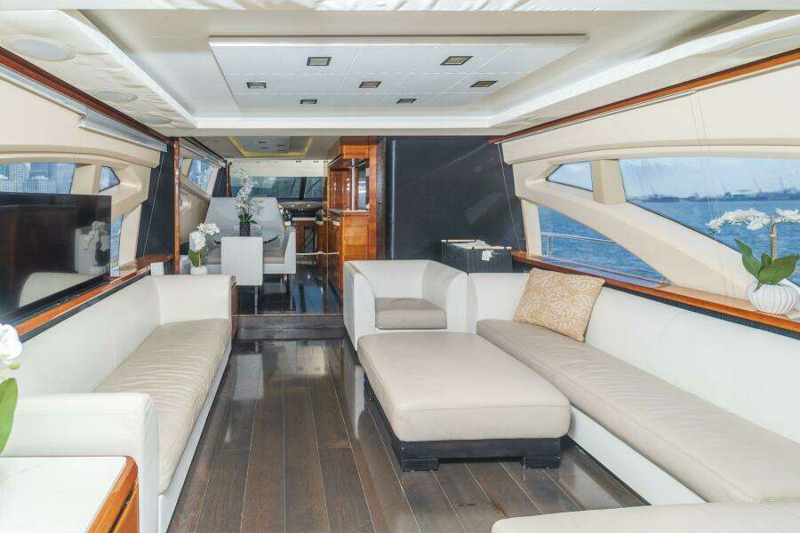2008 Azimut 75