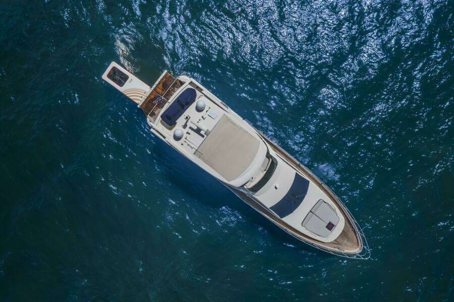2008 Azimut 75